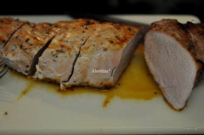 Свиная вырезка с грушами и глазурью