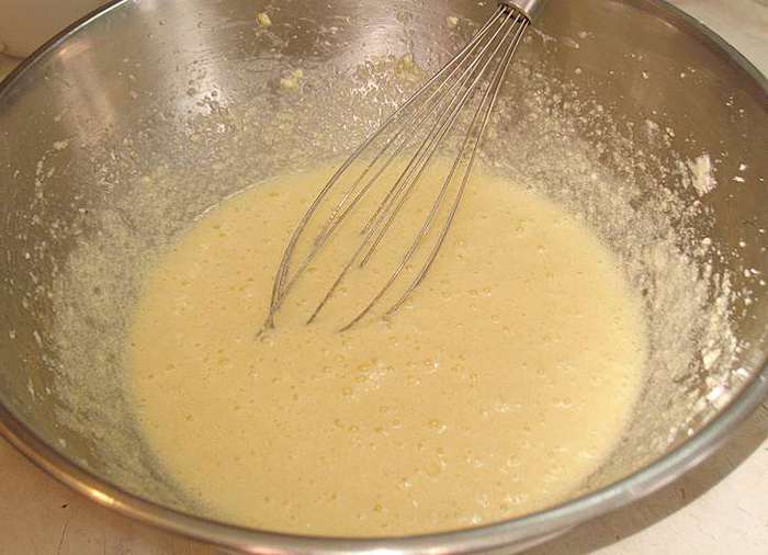 Клубнично-кокосовые маффины со сливочным кремом