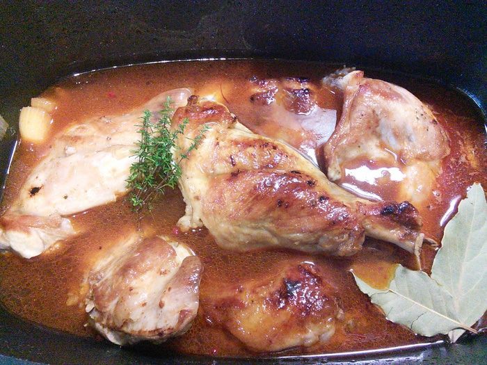 Кролик в шафрановом соусе