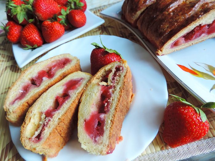 Клубничная плетенка