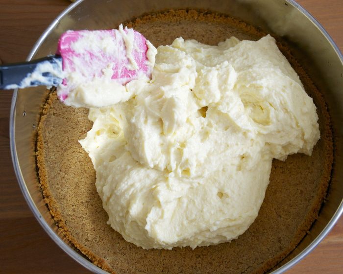 Чизкейк на рикотте с заварным кремом