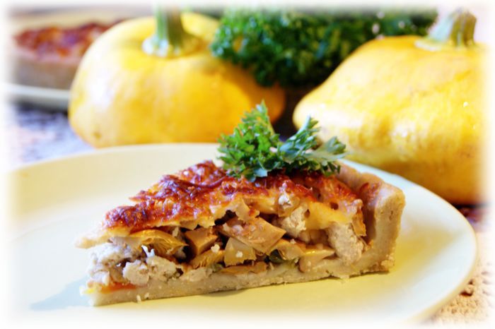 Осенний пирог с лисичками на картофельном тесте