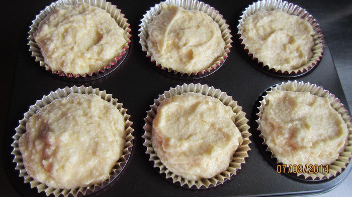 Кексы с лимоном, миндалем и ликером