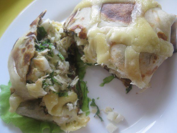 Блины в сырную клеточку с начинкой