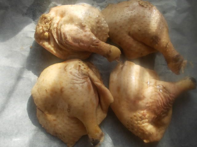 Утиные ножки, маринованные в соевом соусе с чесноком и лимоном