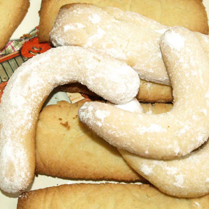 Крымское миндальное курабье