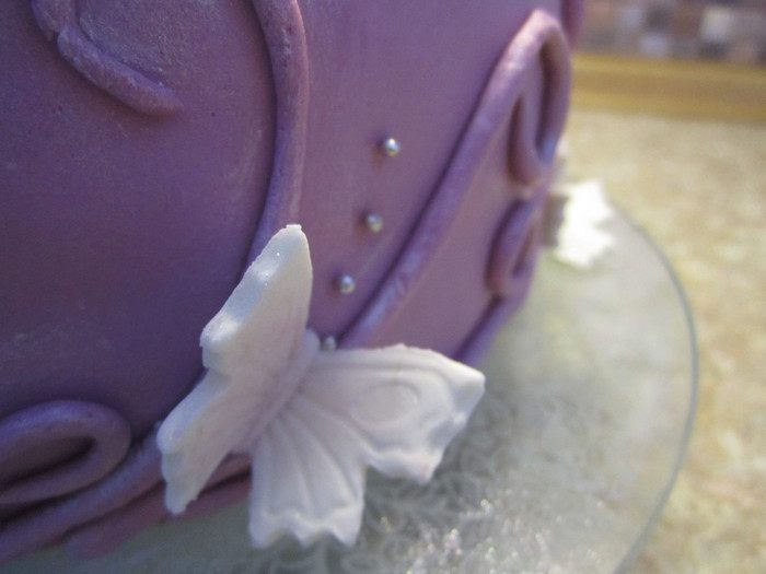 Торт &amp;quot;Бабочки на сиреневом&amp;quot;