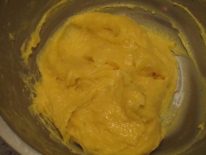 Заварные кольца с творожно-малиновым кремом