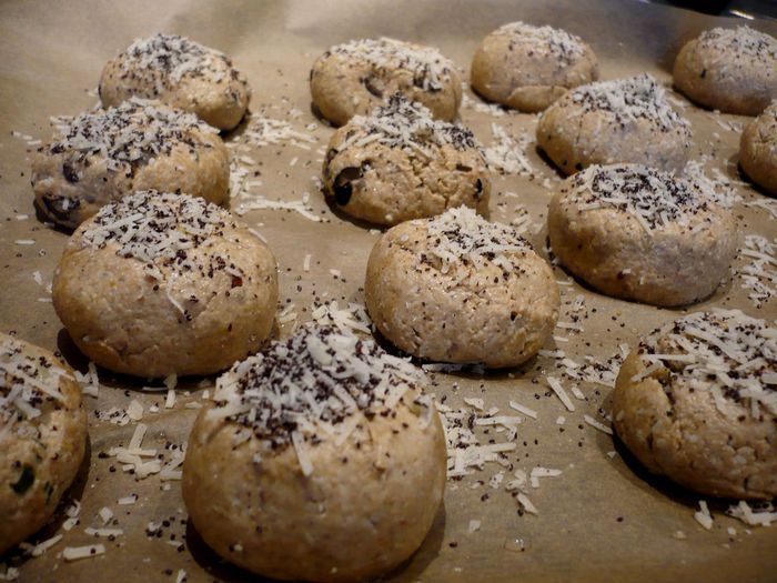 Цельнозерновые булочки с начинкой «Как жизнь без весны...»