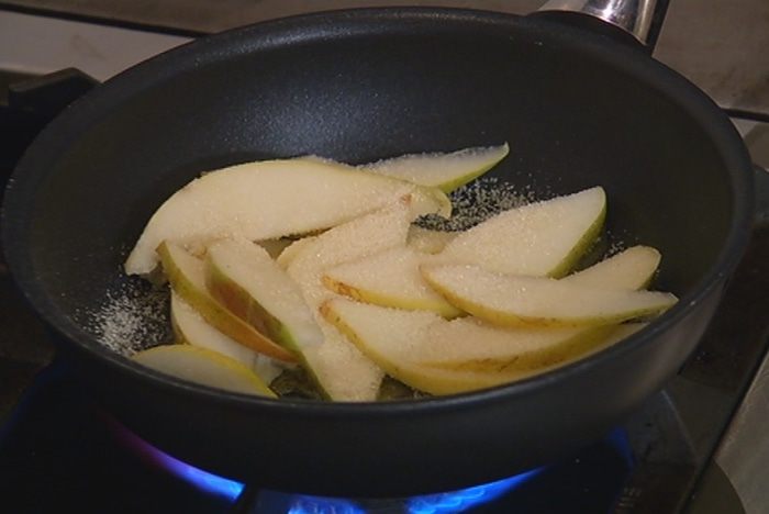 Гречневая каша с курагой и грушей 