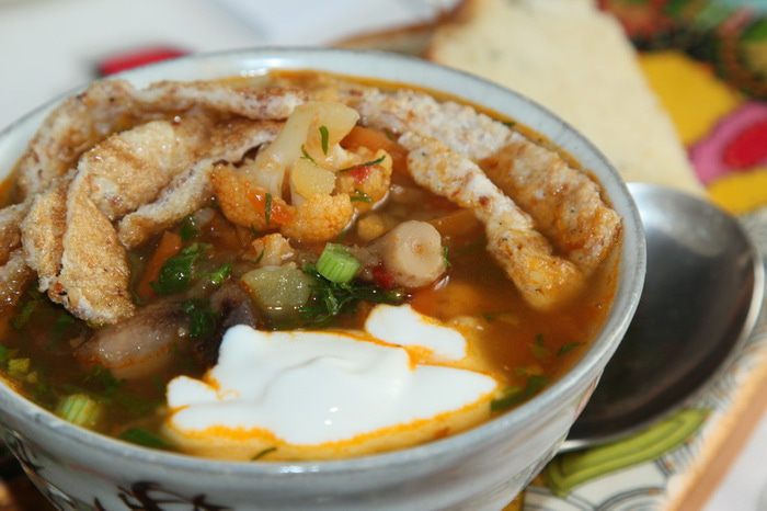 Овощной суп с белково-кунжутным омлетом