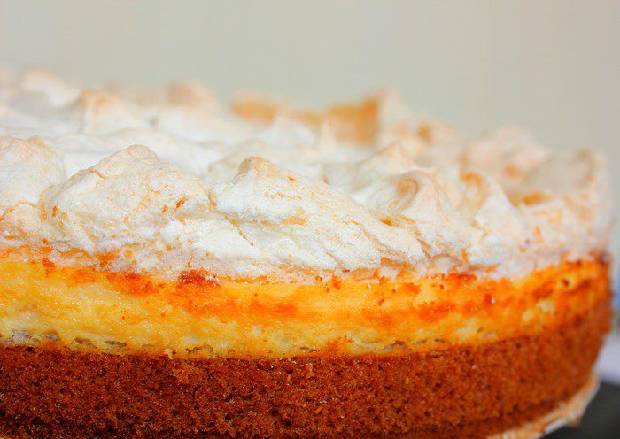 ТВОРОЖНЫЙ ТОРТ с меренгой