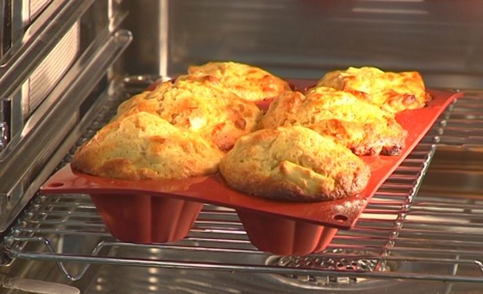 Яблочные маффины с корицей 