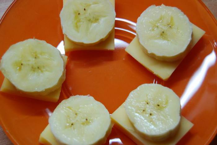 Закуска Grapechees 