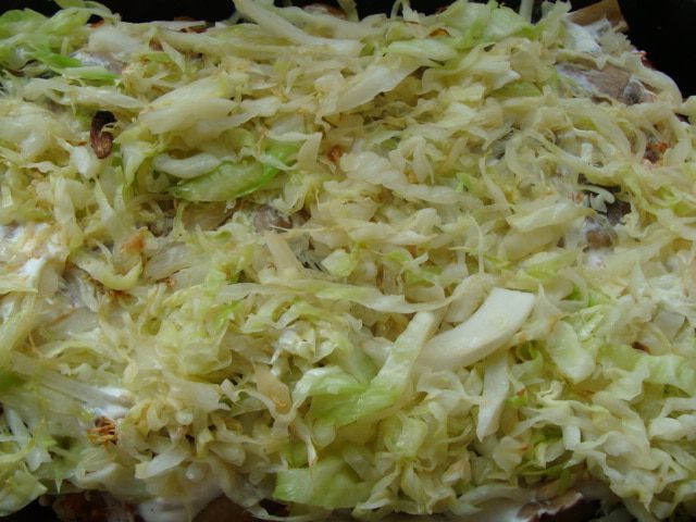 Куриные бедра в овощной шубке