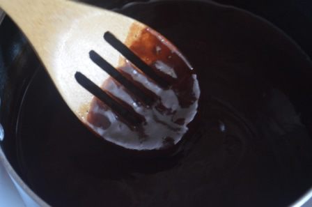 Хрустящее шоколадное печенье без выпечки