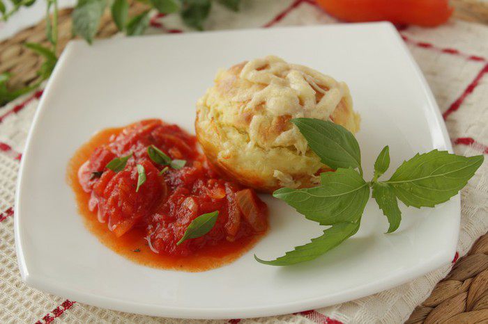 Запеченные картофельные шарики с фаршем