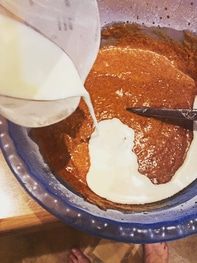 Карамельный кекс с курагой