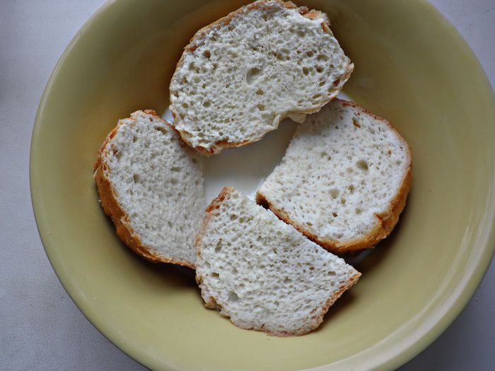 Щучьи котлеты под соусом из белых грибов