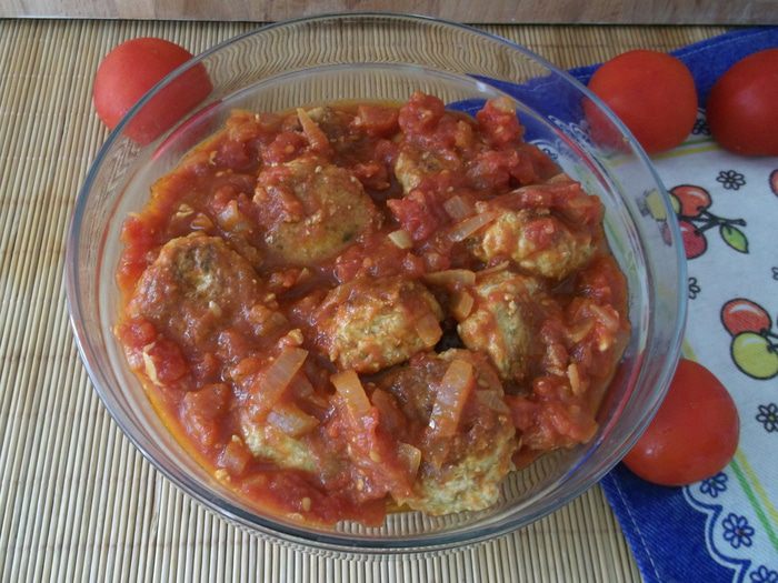 Итальянские тефтельки в томатном соусе