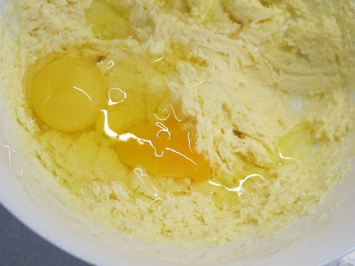 Мягкое овсяное печенье с изюмом