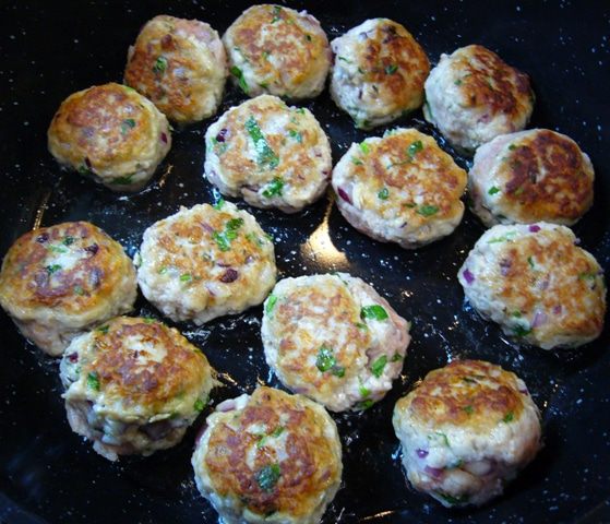 Котлеты по-гречески (кефтедес)