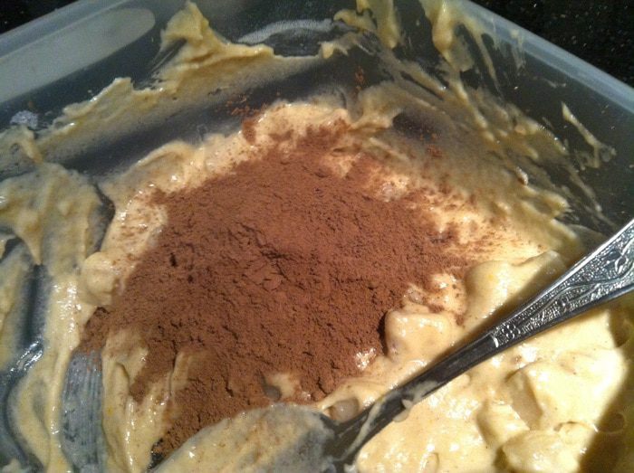 Имбирные маффины с грушами