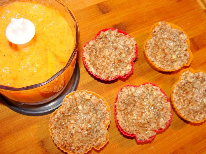 Полезное миндальное пирожное с хурмой