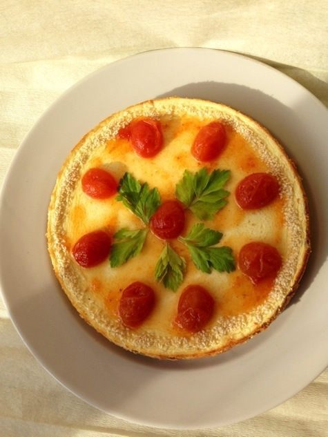 Закусочный чизкейк с джемом из помидоров черри