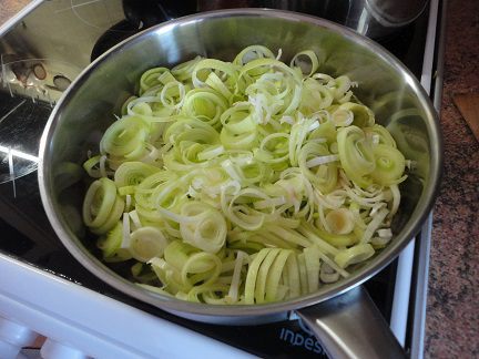 Котопита (греческий пирог с курицей и сыром)