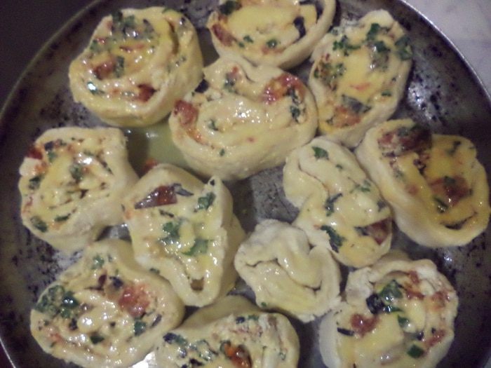 Пирог-улитка из творожного теста