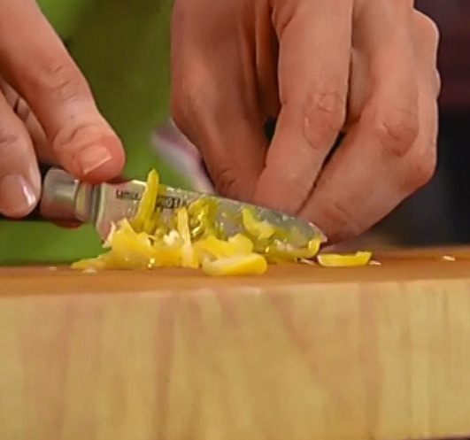 Биточки из тофу с зеленью и грецкими орехами 