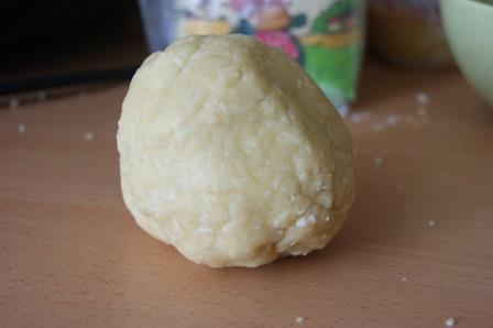 Сырный пирог с томатами