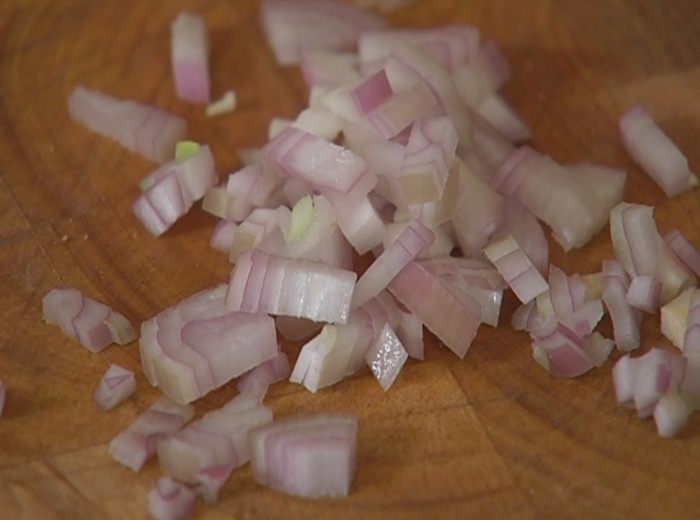 Кростини с оливками и нутом 