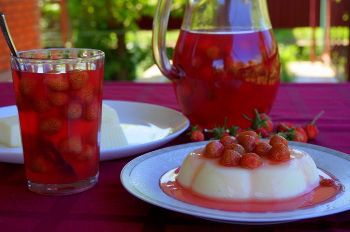 Манная каша с киселем