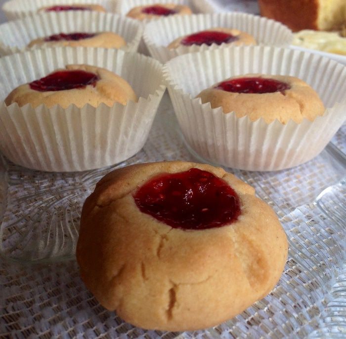 Печенье &amp;quot;Малиновые пещеры&amp;quot; (Hallongrottor)