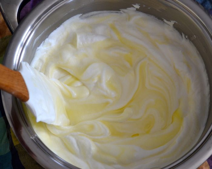 Сливочное мороженое с халвой