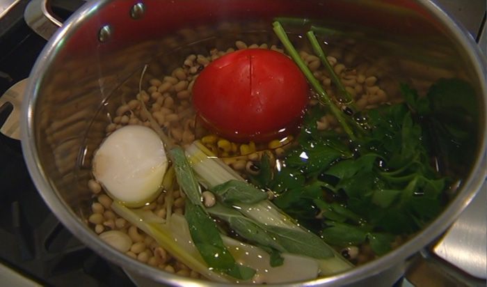 Фасоль в томатном соусе