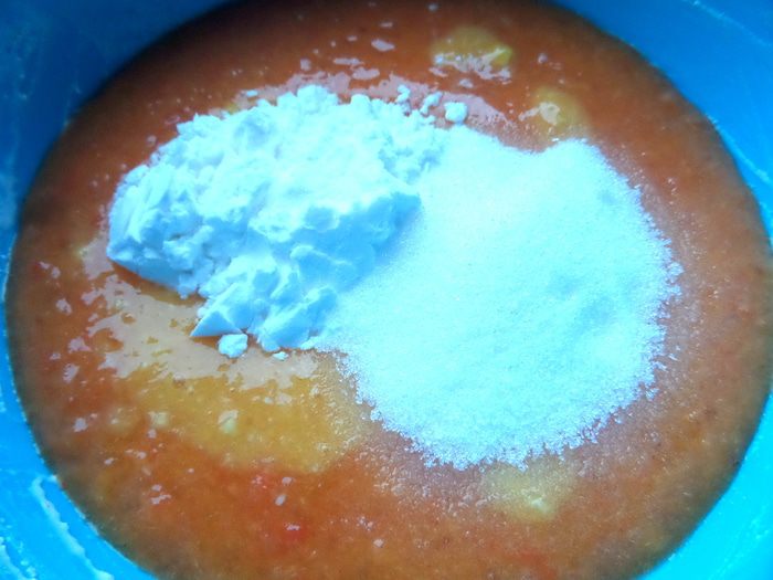 Ватрушка под мармеладом из хурмы