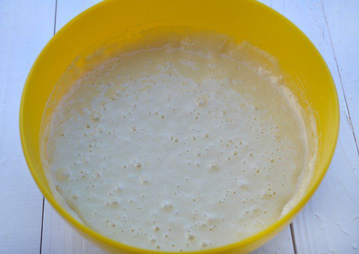 Влажный лимонный кекс