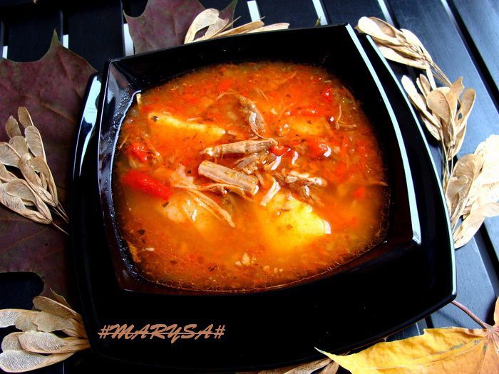 Суп-лечо с телячьей грудинкой