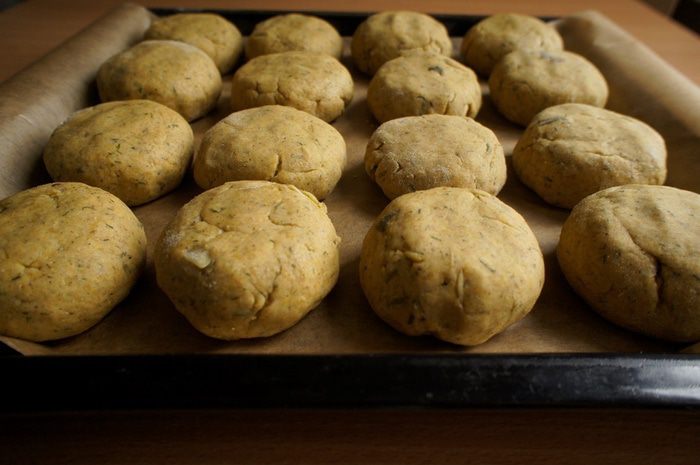 Булочки бездрожжевые с тыквенными семечками