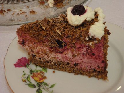 Шоколадно-вишневый торт 
