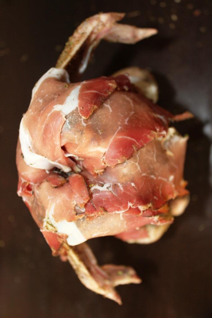 Ароматная курочка на хмельных парах