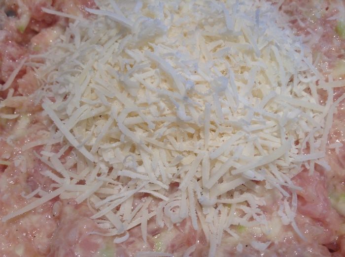 Котлеты из индейки и кабачка