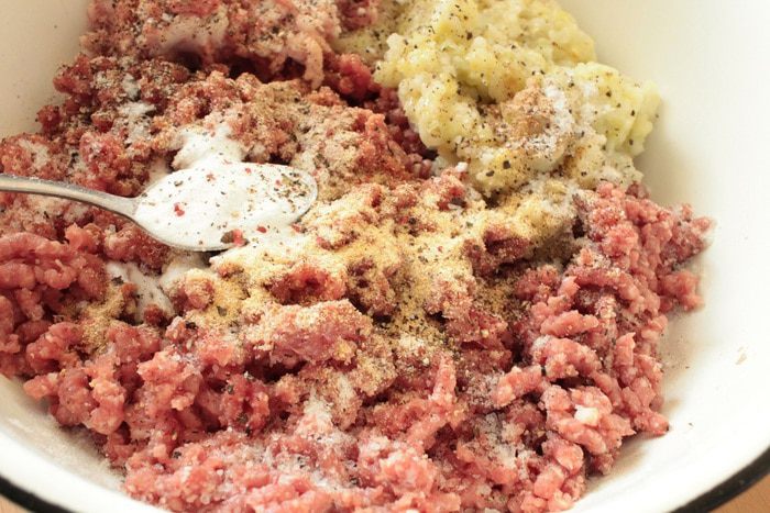 Колбаски из говядины на пиве