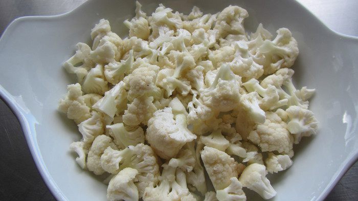 Цветная капуста, запеченная под сырно-горчичным соусом