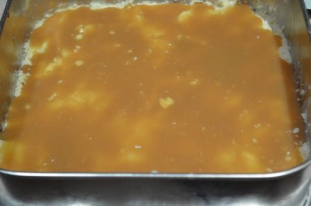 Песочный пирог со сметанной карамелью