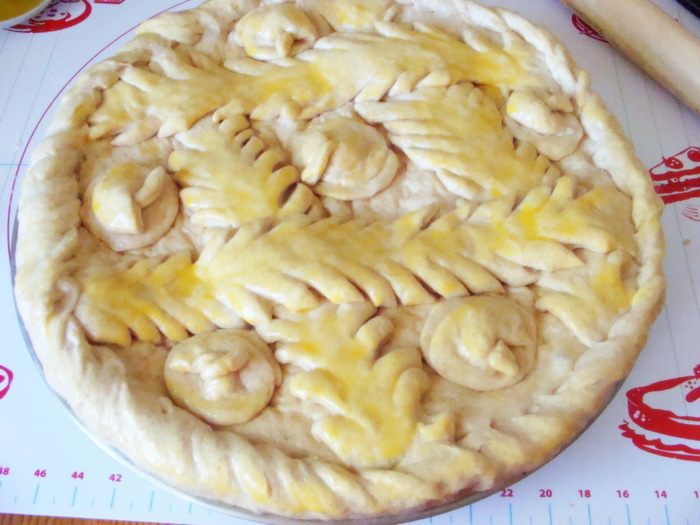 Пирог из цельнозерновой муки с капустой и домашним сыром