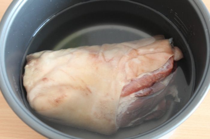 Ветчина из рульки